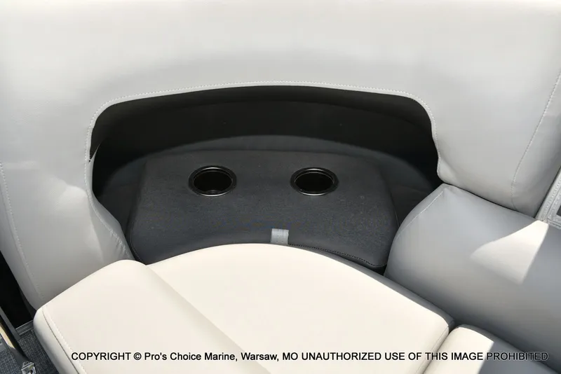 Slide: The Image of Sun Tracker Party Barge 20 DLX w/115HP Pro-XS 2026 - 54