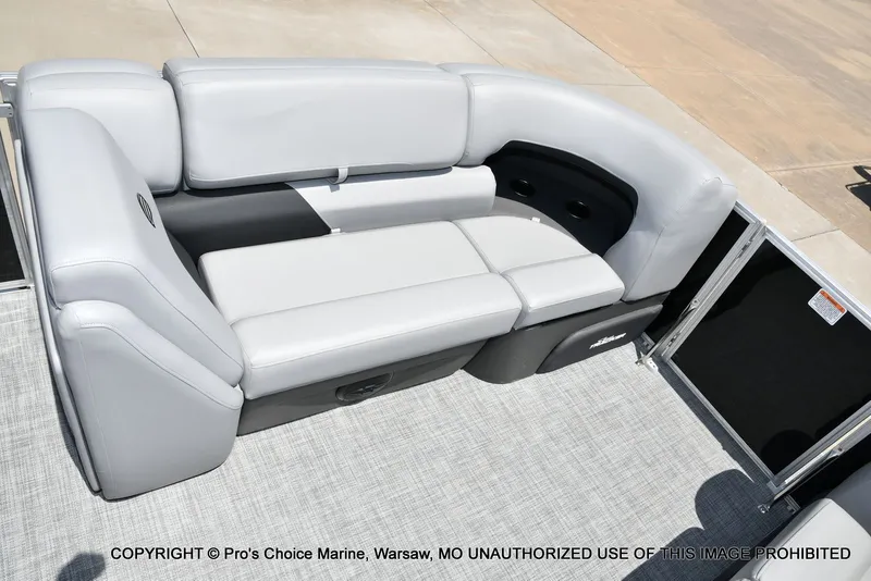 Slide: The Image of Sun Tracker Party Barge 20 DLX w/115HP Pro-XS 2026 - 55