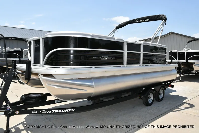 Slide: The Image of Sun Tracker Party Barge 20 DLX w/115HP Pro-XS 2026 - 69