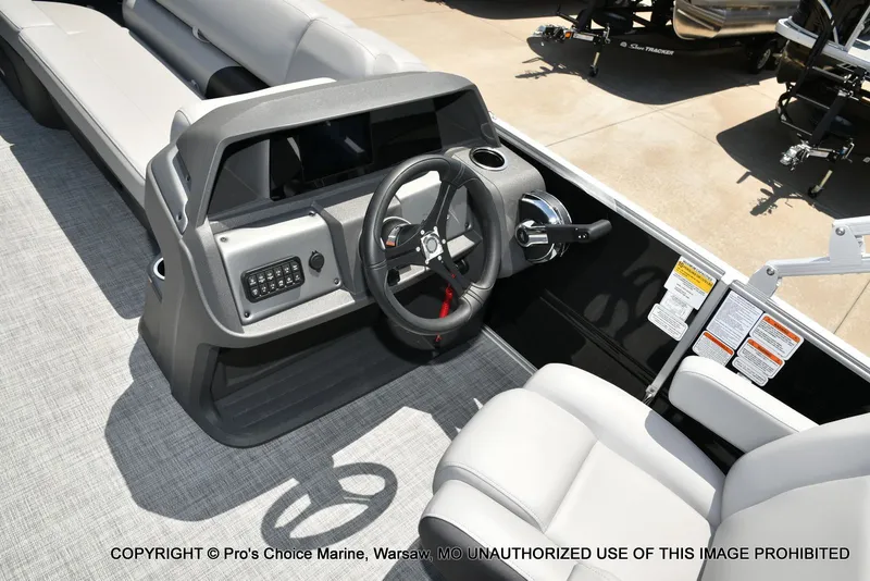 Slide: The Image of Sun Tracker Party Barge 20 DLX w/115HP Pro-XS 2026 - 71