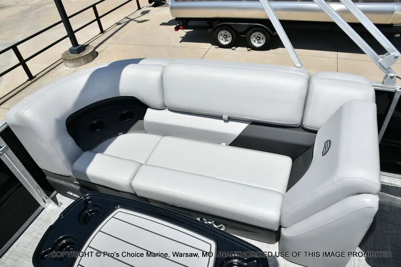 Slide: The Image of Sun Tracker PARTY BARGE 22 XP3 w/200HP 4 Stroke 2026 - 12