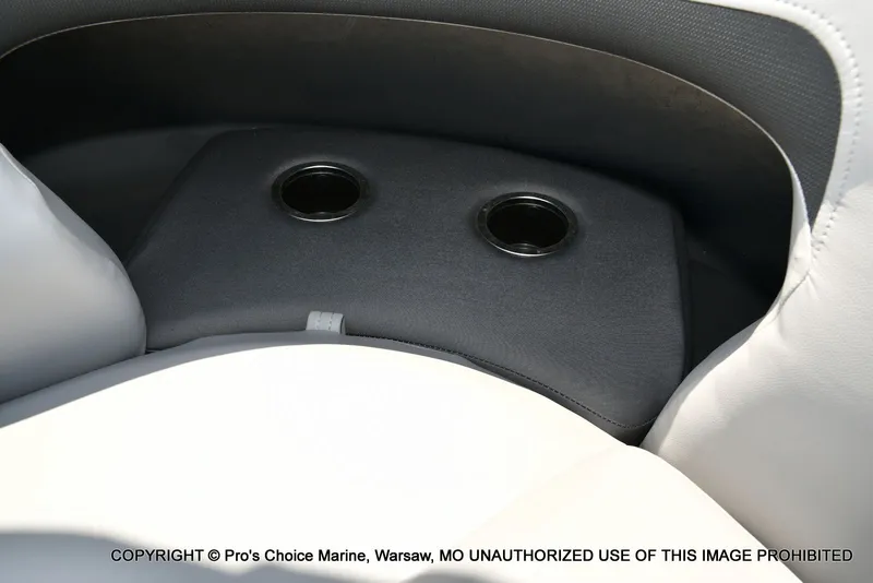 Slide: The Image of Sun Tracker PARTY BARGE 22 XP3 w/200HP 4 Stroke 2026 - 48