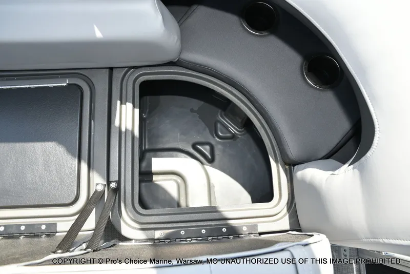 Slide: The Image of Sun Tracker PARTY BARGE 22 XP3 w/200HP 4 Stroke 2026 - 51