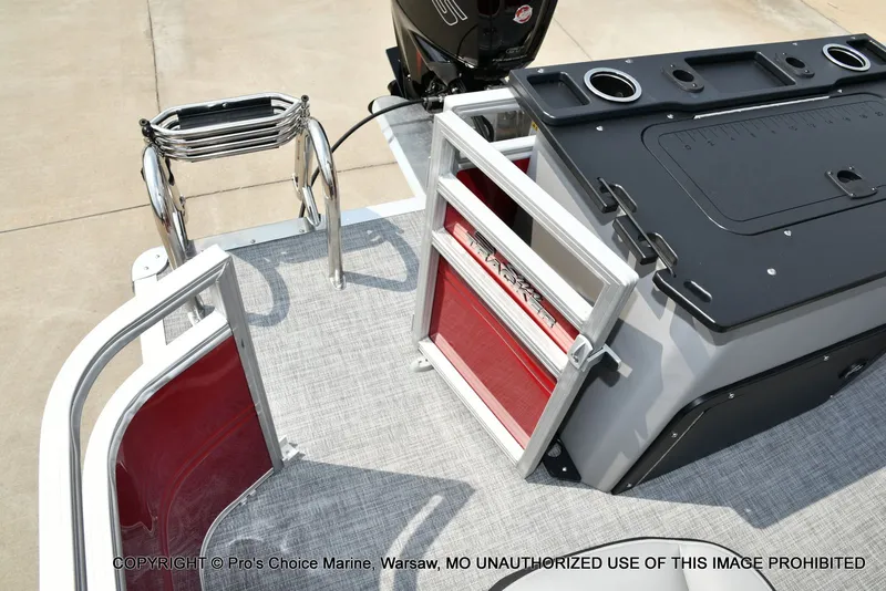 Slide: The Image of Sun Tracker SportFish 20 DLX 2026 - 52