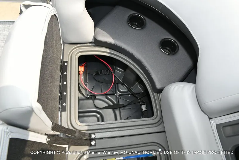 Slide: The Image of Sun Tracker SportFish 20 DLX 2026 - 72