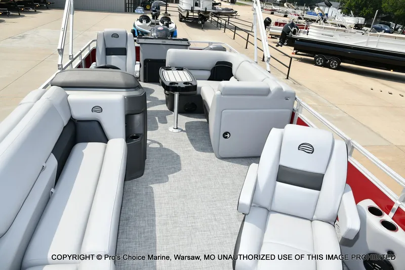 Slide: The Image of Sun Tracker SportFish 20 DLX 2026 - 85