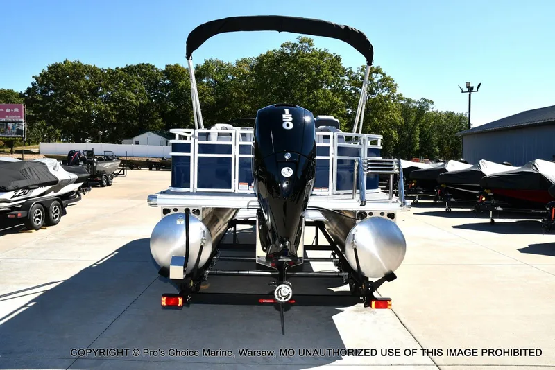 Slide: The Image of Sun Tracker Sportfish 22 DLX w/150 2026 - 76