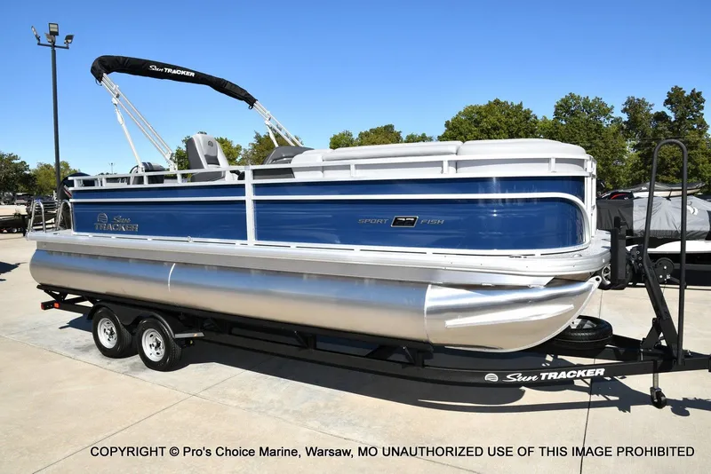 Slide: The Image of Sun Tracker Sportfish 22 DLX w/150 2026 - 80