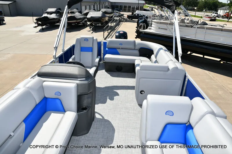 Slide: The Image of Sun Tracker Party Barge 20 DLX 2026 - 21