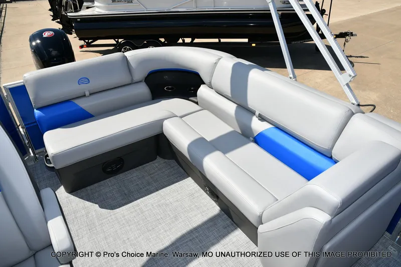 Slide: The Image of Sun Tracker Party Barge 20 DLX 2026 - 9