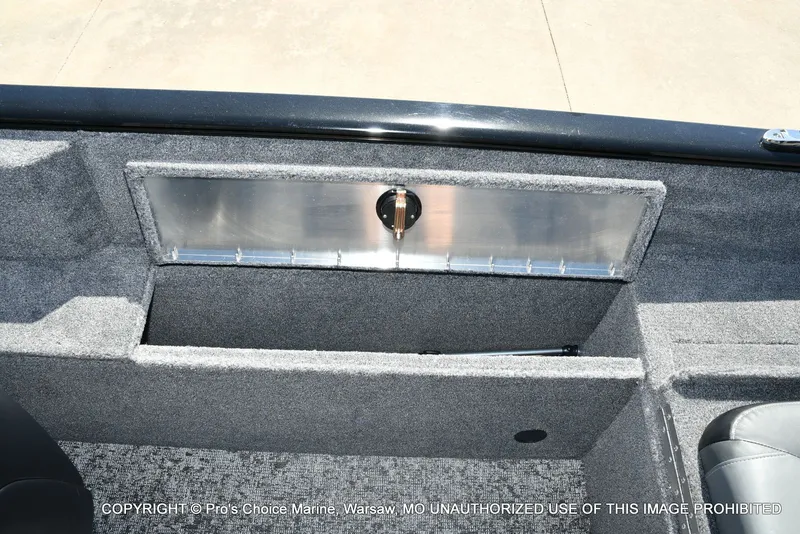 Slide: The Image of Tracker Pro Guide V-175 Combo 2026 - 67