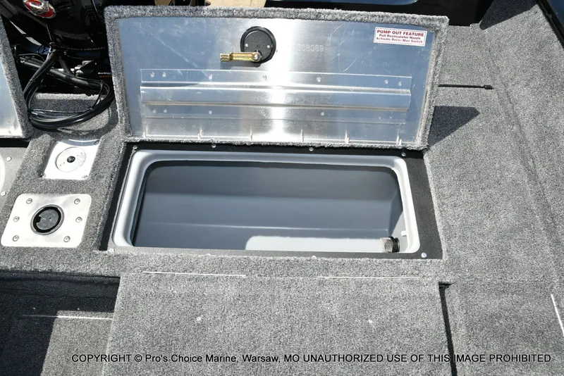 Slide: The Image of Tracker Pro Guide V-175 Combo 2026 - 78