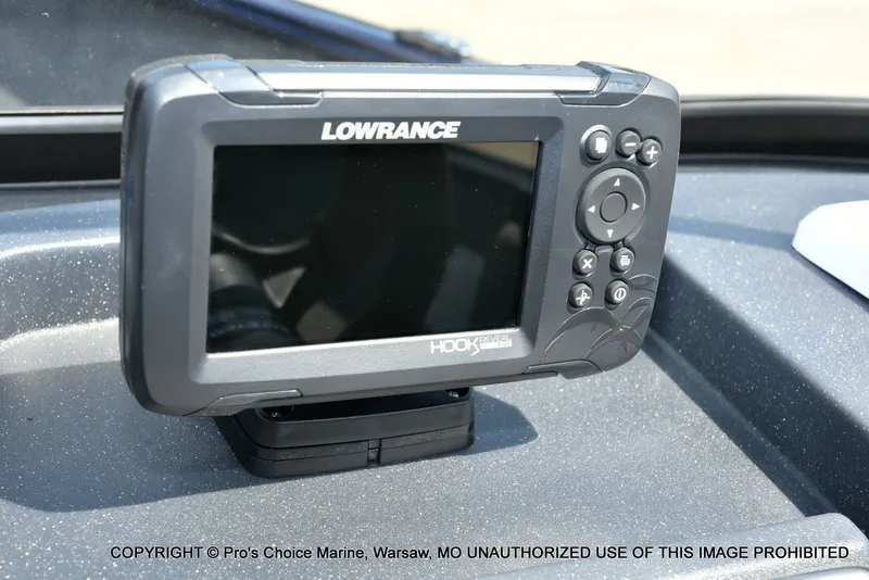 Slide: The Image of Tracker Pro Guide V-175 Combo 2026 - 10