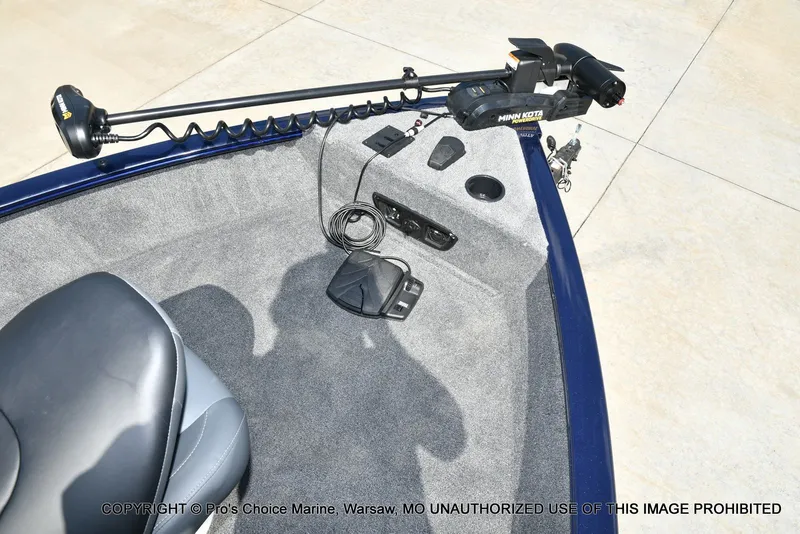 Slide: The Image of Tracker Pro Guide V-175 Combo 2026 - 13