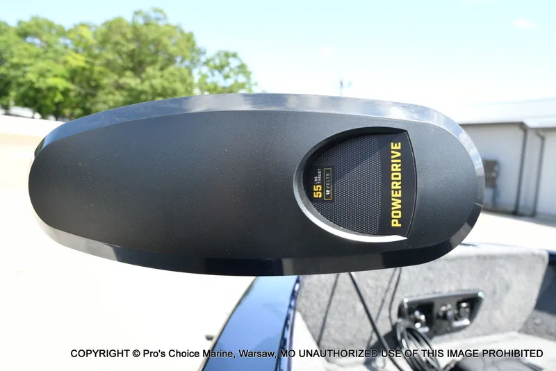 Slide: The Image of Tracker Pro Guide V-175 Combo 2026 - 26