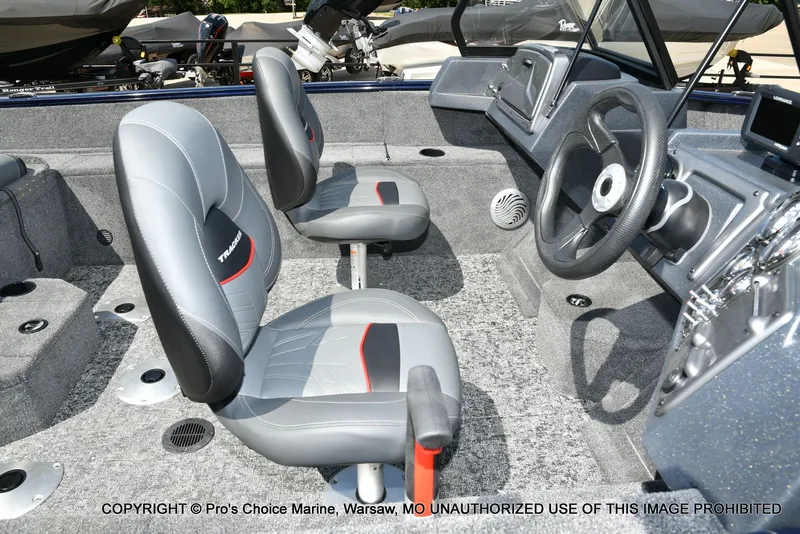 Slide: The Image of Tracker Pro Guide V-175 Combo 2026 - 31