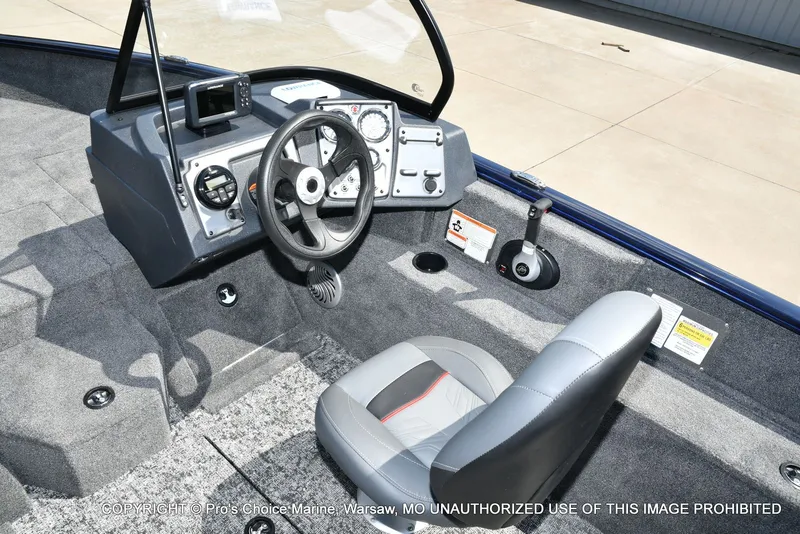 Slide: The Image of Tracker Pro Guide V-175 Combo 2026 - 34