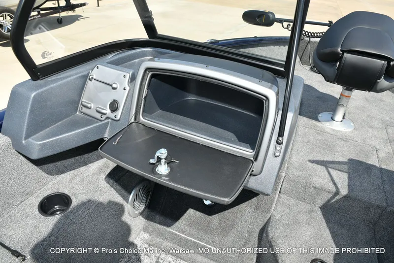 Slide: The Image of Tracker Pro Guide V-175 Combo 2026 - 39