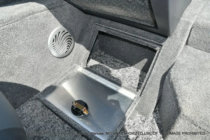 Slide: The Image of Tracker Pro Guide V-175 Combo 2026 - 41