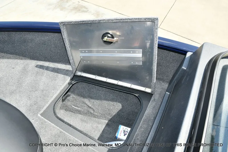 Slide: The Image of Tracker Pro Guide V-175 Combo 2026 - 48