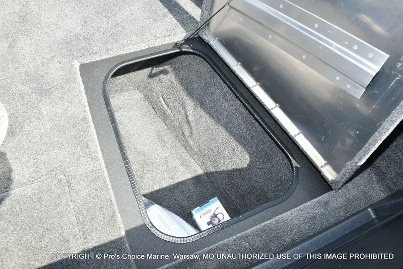 Slide: The Image of Tracker Pro Guide V-175 Combo 2026 - 49