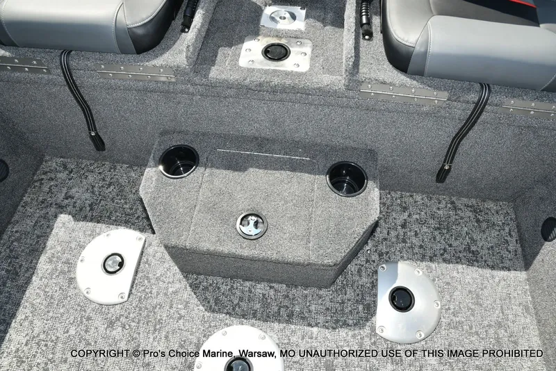 Slide: The Image of Tracker Pro Guide V-175 Combo 2026 - 59