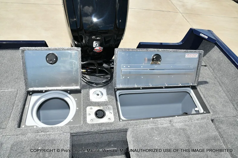 Slide: The Image of Tracker Pro Guide V-175 Combo 2026 - 65