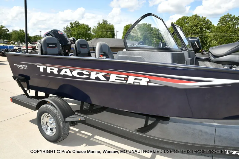 Slide: The Image of Tracker Pro Guide V-175 Combo 2026 - 74