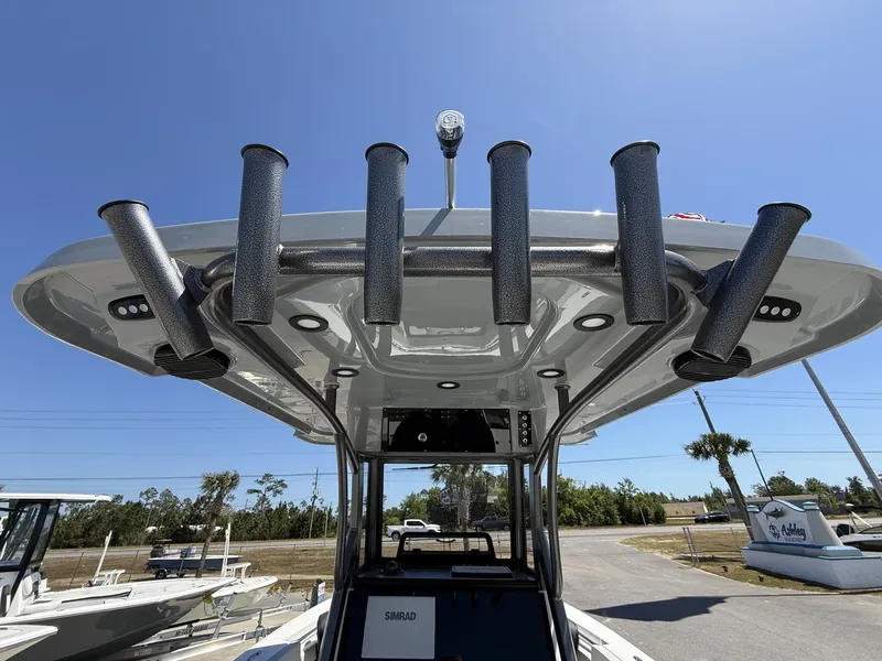 Slide: The Image of Sea Pro 242 DLX 2026 - 11