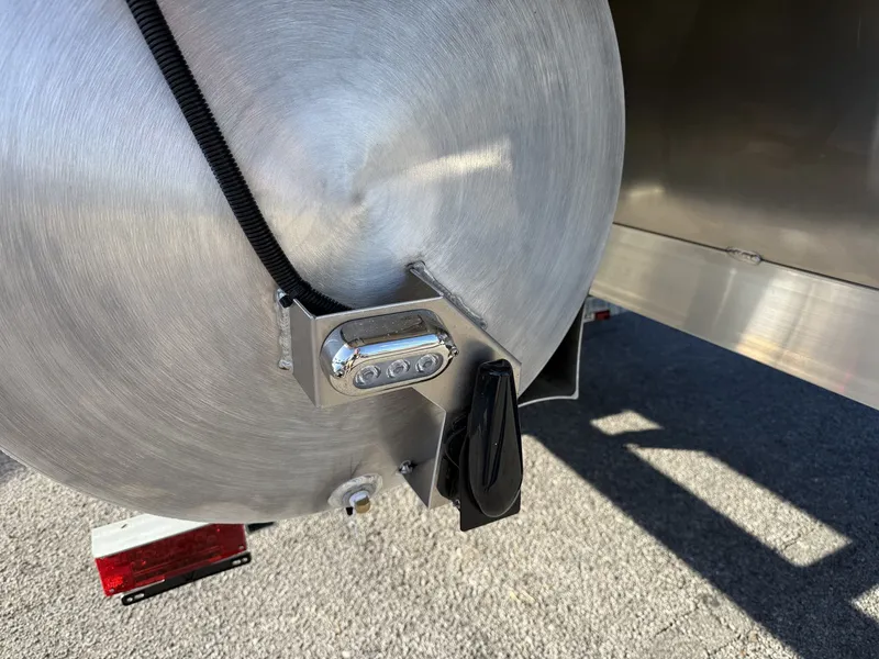 Slide: The Image of Veranda Relax Series TRITOON-200HP 2026 - 3