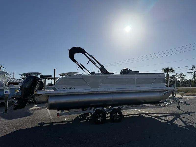 Slide: The Image of Veranda Relax Series TRITOON-200HP 2026 - 6