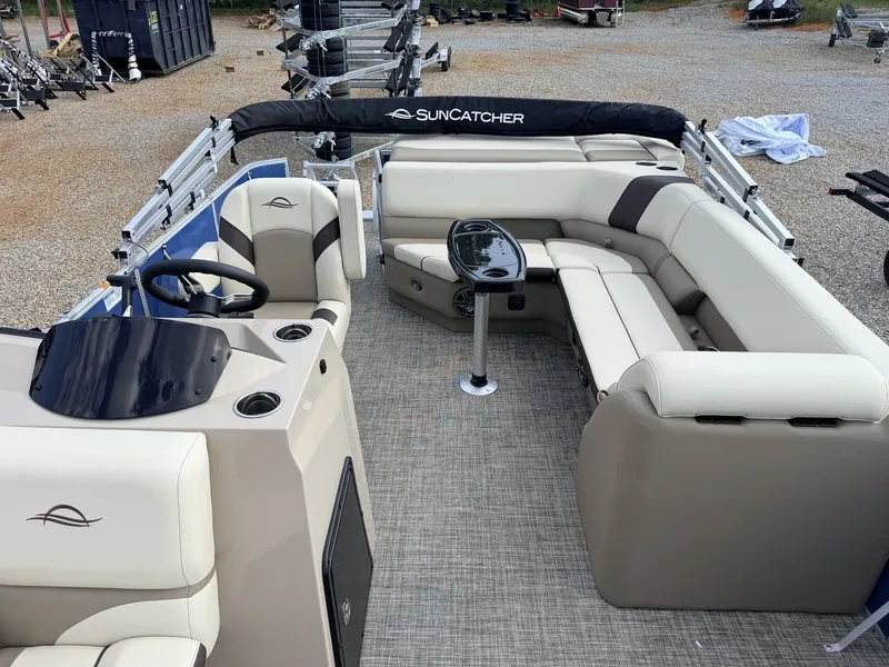 Slide: The Image of SunCatcher Select Series 20C-90HP SHO YAMAHA 2026 - 9