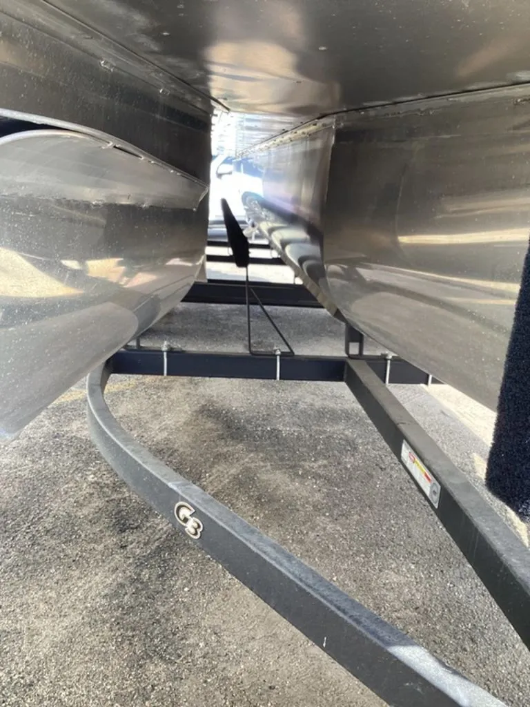 Slide: The Image of SunCatcher Select Series 324SS 2023 - 14