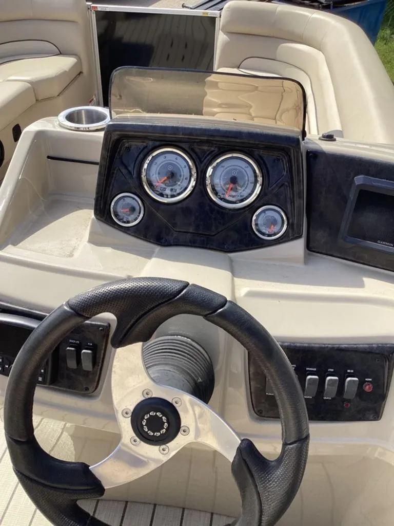 Slide: The Image of SunCatcher Select Series 324SS 2023 - 35