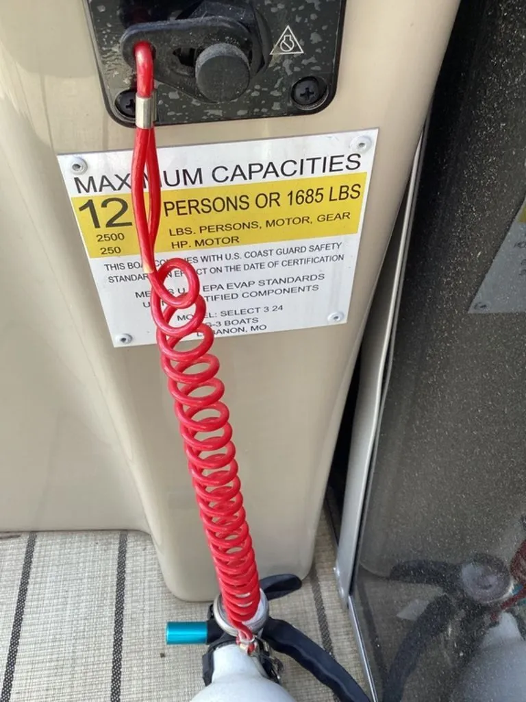 Slide: The Image of SunCatcher Select Series 324SS 2023 - 36