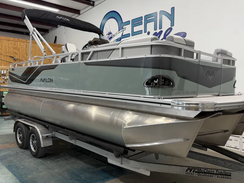 Slide: The Image of Avalon VNT VRB21T 2026 - 16