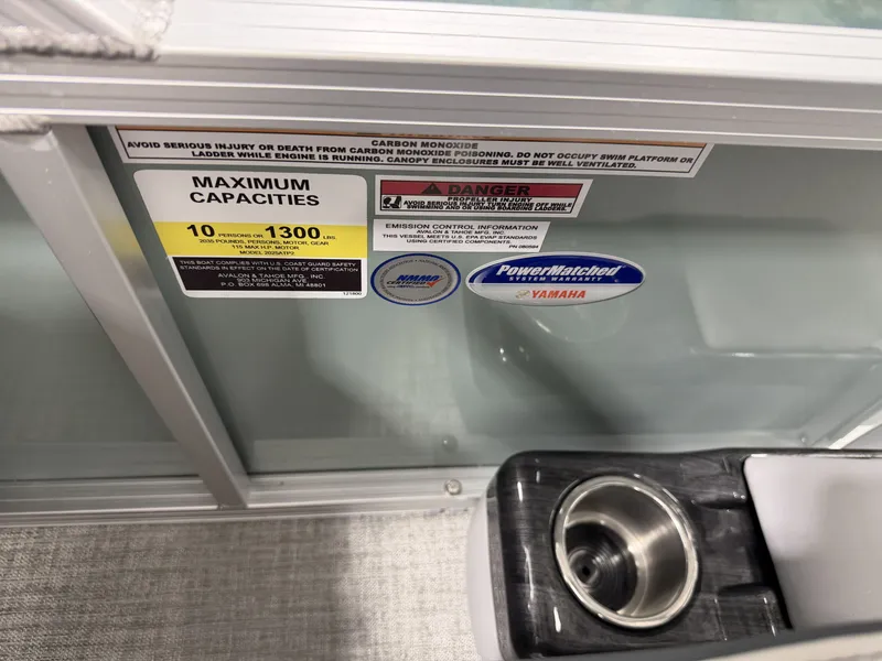 Slide: The Image of Avalon Venture 85 Rear Fish - 21' 2026 - 20