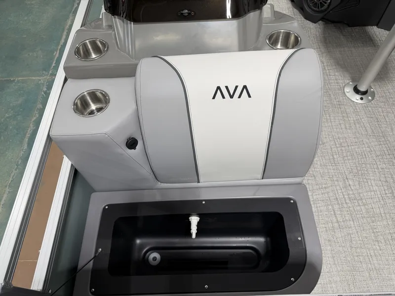 Slide: The Image of Avalon Venture 85 Rear Fish - 21' 2026 - 9