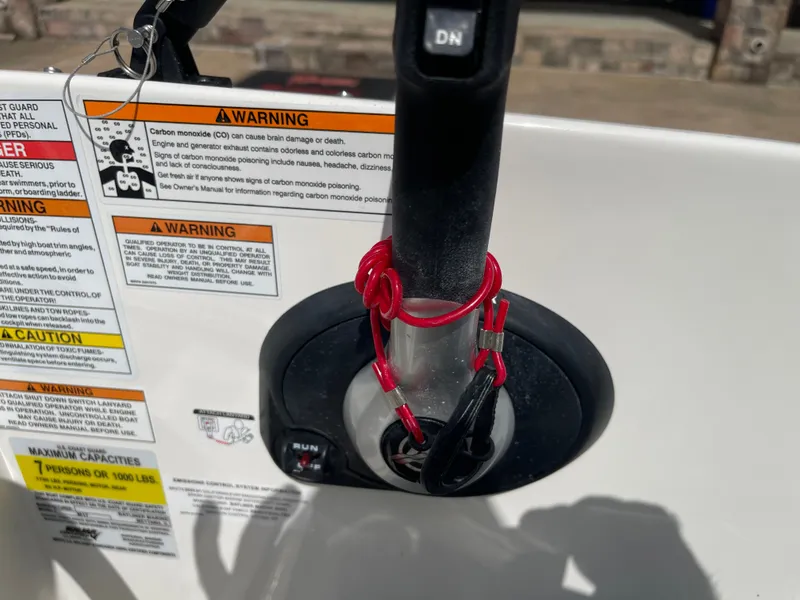 Slide: The Image of Bayliner 170EL 2024 - 32