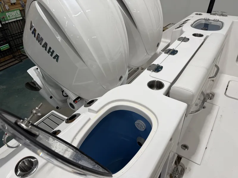 Slide: The Image of Tidewater 282 CC Adventure 2026 - 25