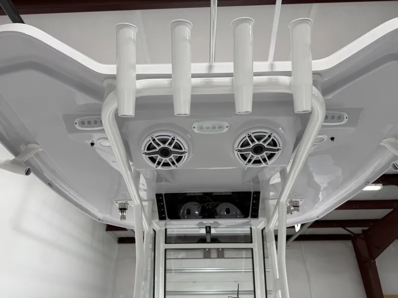 Slide: The Image of Tidewater 282 CC Adventure 2026 - 27