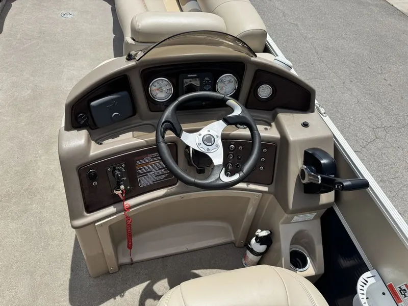 Slide: The Image of Crest Classic 250 Series SLR-X 2013 - 11