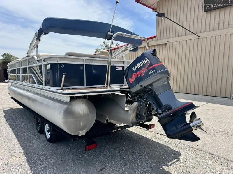 Slide: The Image of Crest Classic 250 Series SLR-X 2013 - 3