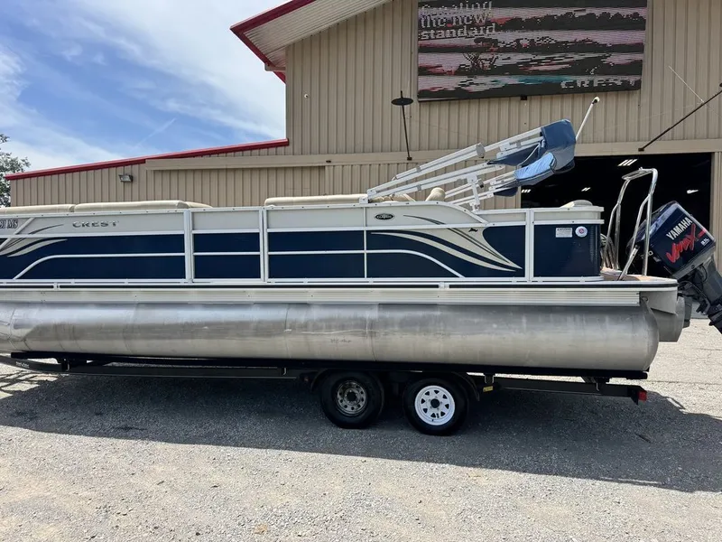 Slide: The Image of Crest Classic 250 Series SLR-X 2013 - 4