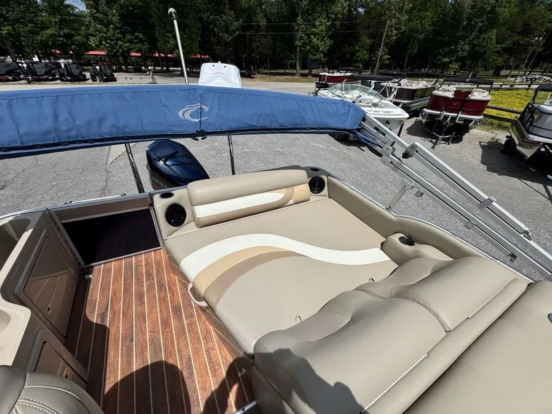 Slide: The Image of Crest Classic 250 Series SLR-X 2013 - 9