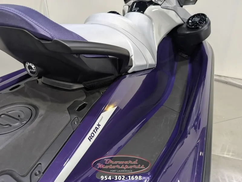 Slide: The Image of Sea-Doo GTI SE 130 2025 - 10