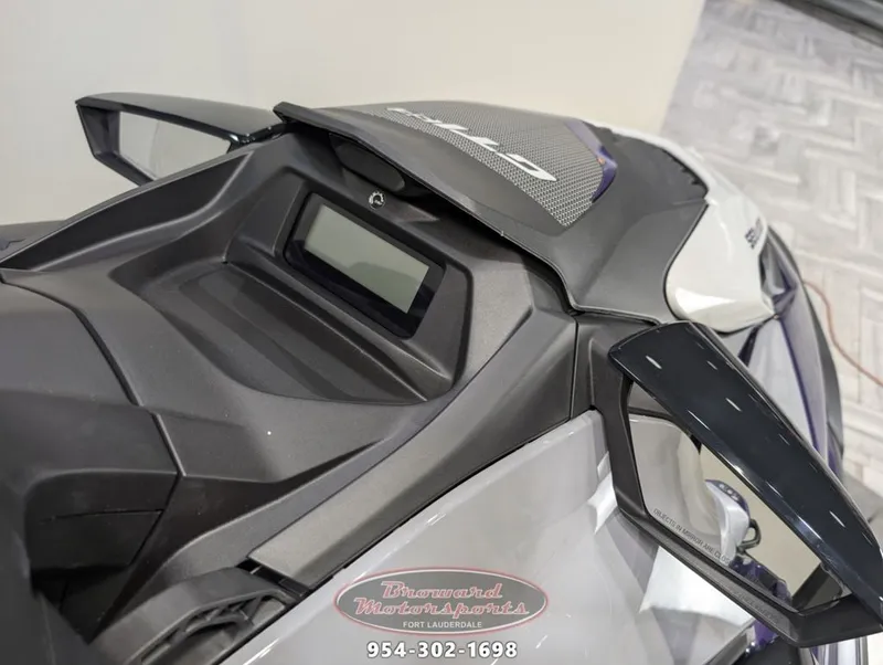 Slide: The Image of Sea-Doo GTI SE 130 2025 - 15