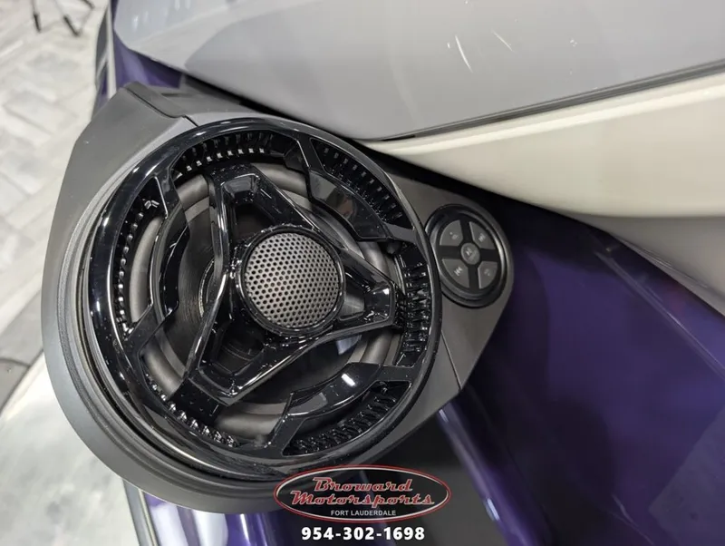 Slide: The Image of Sea-Doo GTI SE 130 2025 - 19