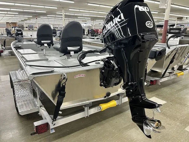 Slide: The Image of Xtreme Boats Classic 1754 SS 2026 - 8