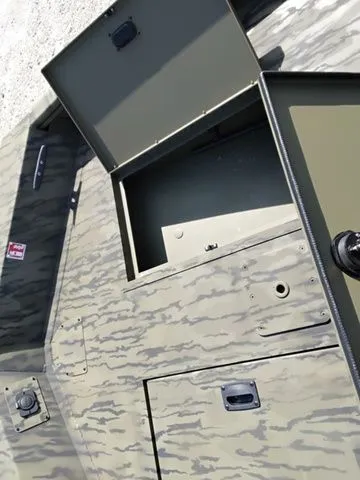 Slide: The Image of Lowe Roughneck RX1860 SC 2026 - 10